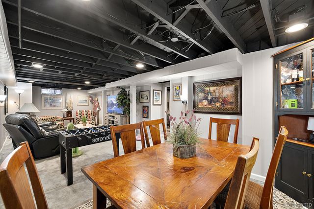 9619 Mercedes, Redford Charter Township, MI 48239