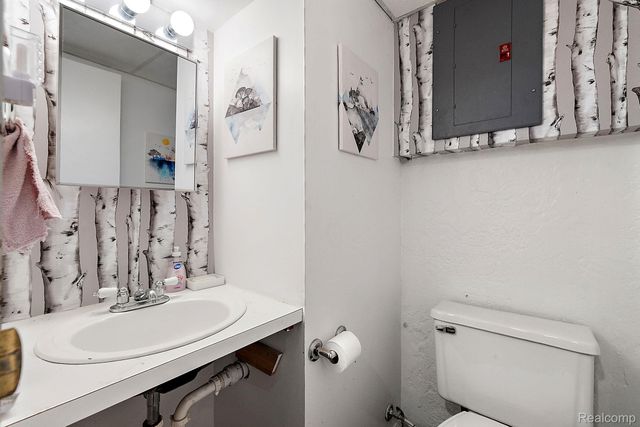 9619 Mercedes, Redford Charter Township, MI 48239