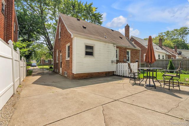 9619 Mercedes, Redford Charter Township, MI 48239