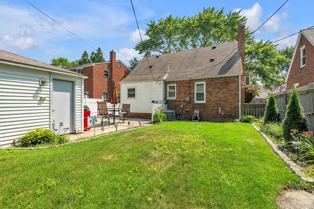 9619 Mercedes, Redford Charter Township, MI 48239