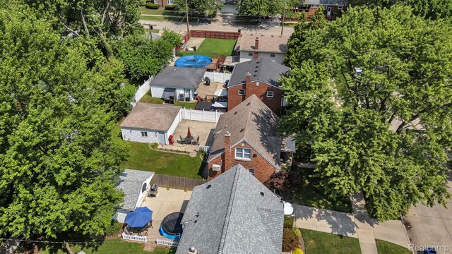 9619 Mercedes, Redford Charter Township, MI 48239