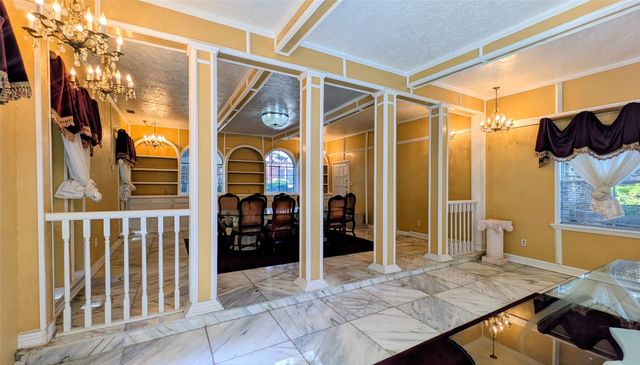 1431 S Houston School Road, Lancaster, TX 75146