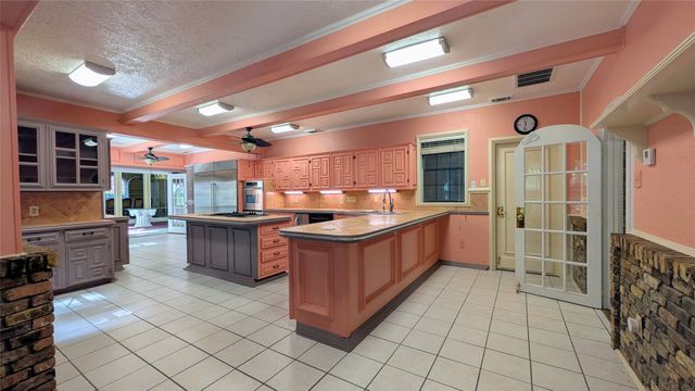 1431 S Houston School Road, Lancaster, TX 75146