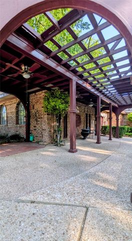1431 S Houston School Road, Lancaster, TX 75146