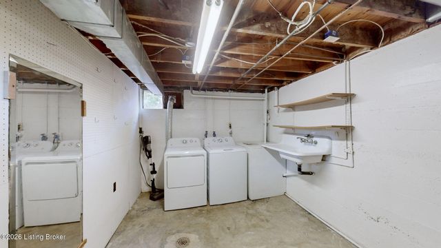 9212 Vevey Rd, Louisville, KY 40291