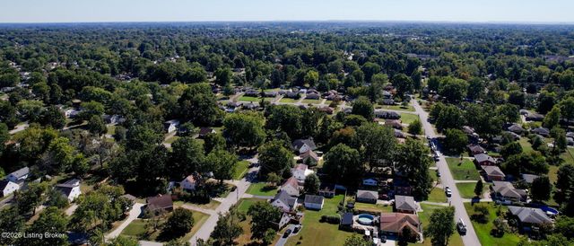 9212 Vevey Rd, Louisville, KY 40291