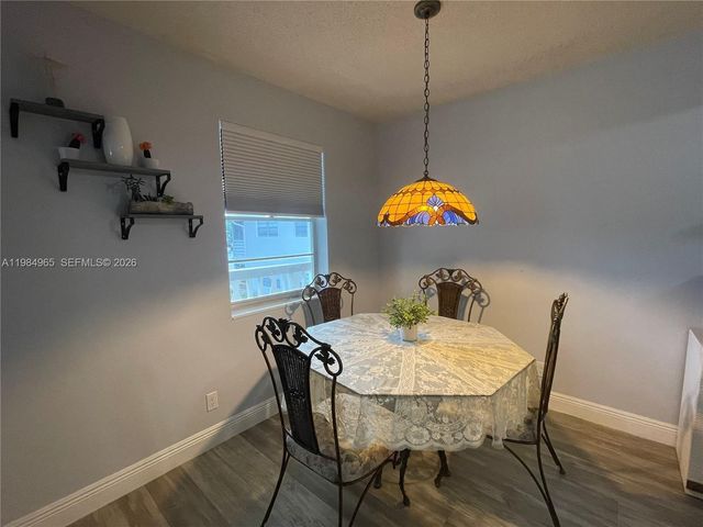 279 Markham M M, Deerfield Beach, FL 33442