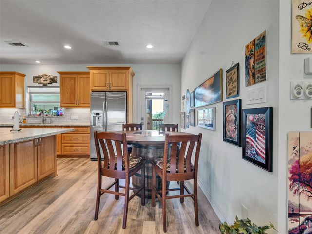 7502 E Wallisville Road, Baytown, TX 77521