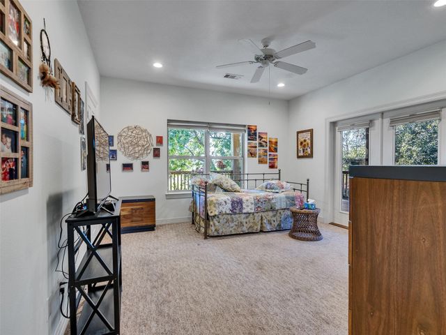 7502 E Wallisville Road, Baytown, TX 77521