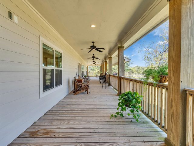 7502 E Wallisville Road, Baytown, TX 77521