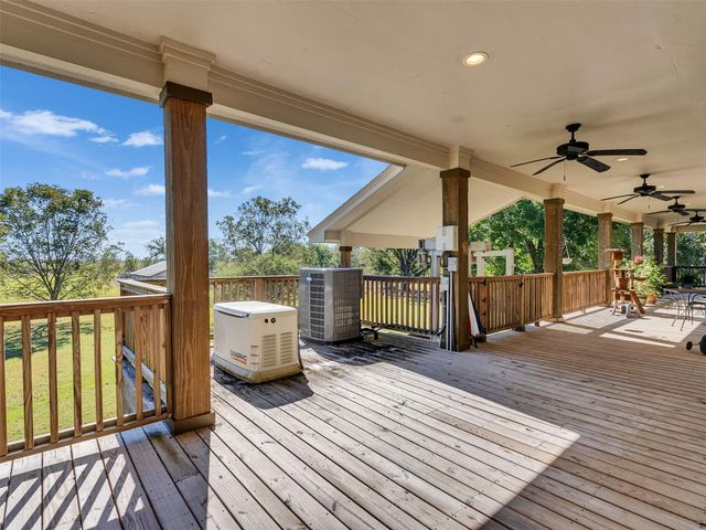 7502 E Wallisville Road, Baytown, TX 77521