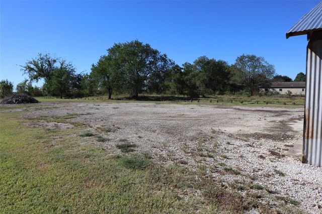 7502 E Wallisville Road, Baytown, TX 77521