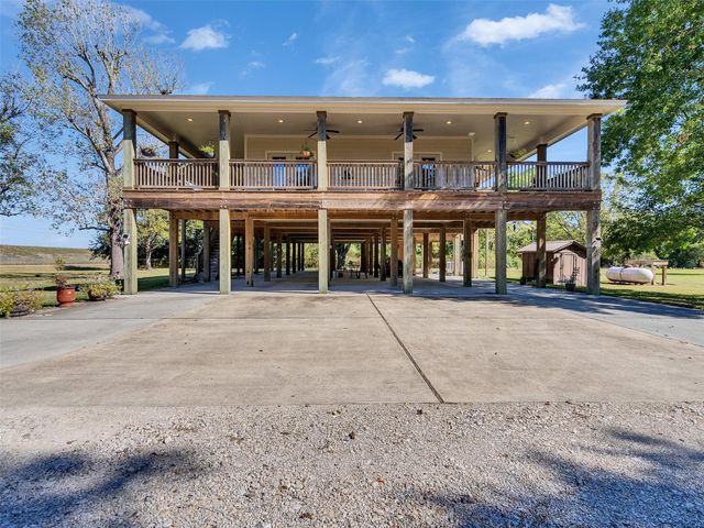 7502 E Wallisville Road, Baytown, TX 77521