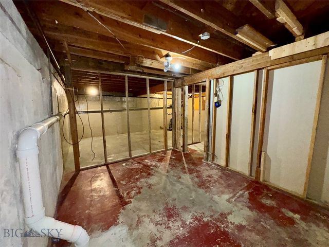 1001 Utah Avenue, Butte, MT 59701