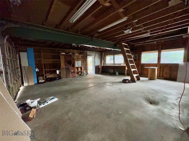 1001 Utah Avenue, Butte, MT 59701