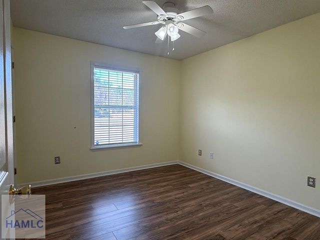 313 Pat Priester Road NE, Ludowici, GA 31316