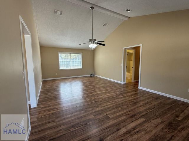 313 Pat Priester Road NE, Ludowici, GA 31316