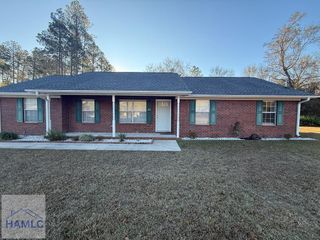 313 Pat Priester Road NE, Ludowici, GA 31316