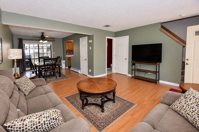 489 Turnpike St. 3-4, Easton, MA 02334