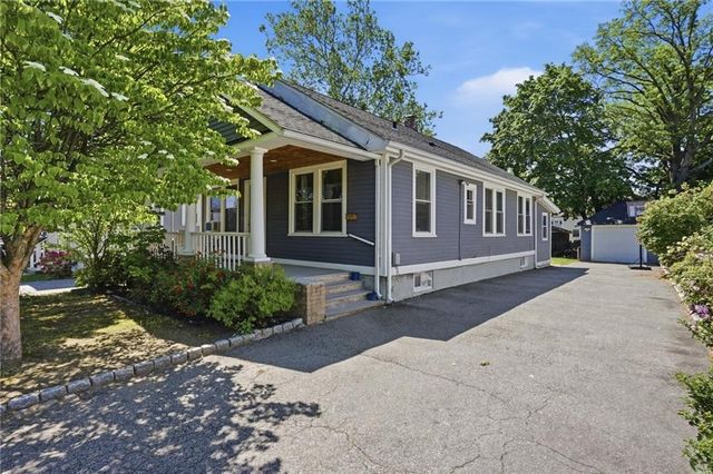 132 Roger Williams Avenue, Providence, RI 02907