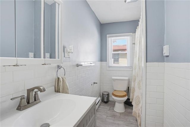 132 Roger Williams Avenue, Providence, RI 02907