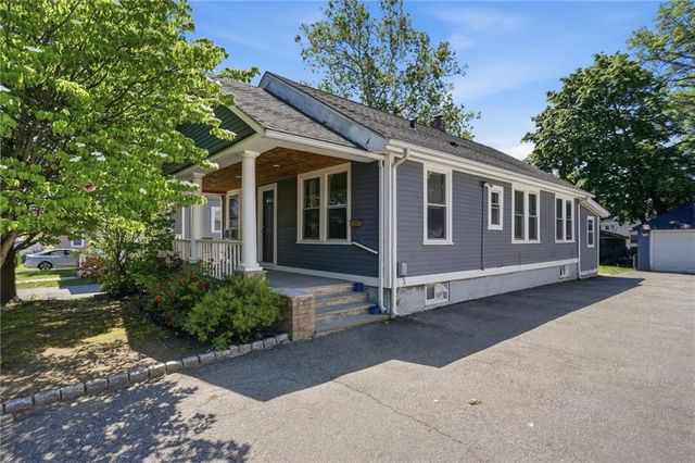 132 Roger Williams Avenue, Providence, RI 02907