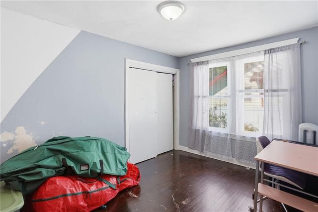132 Roger Williams Avenue, Providence, RI 02907