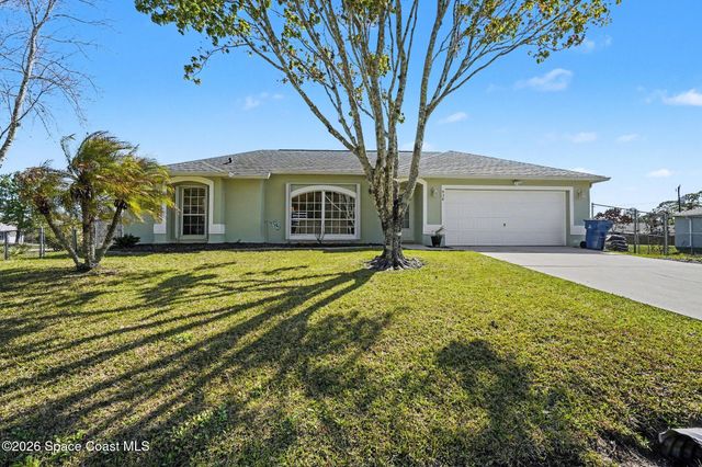938 Commerce Road SE, Palm Bay, FL 32909
