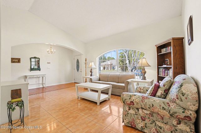 938 Commerce Road SE, Palm Bay, FL 32909