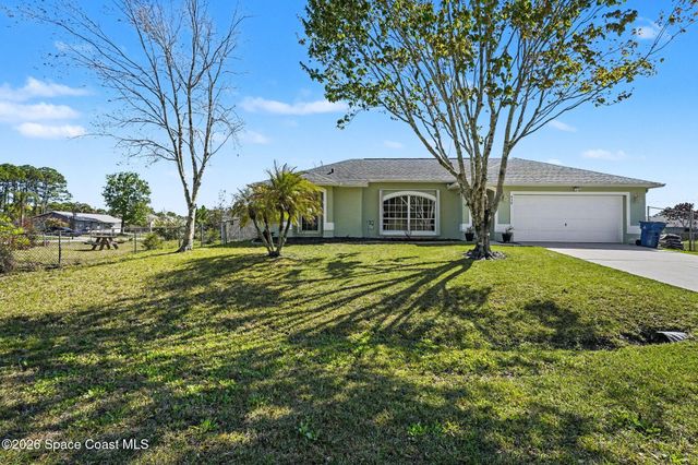 938 Commerce Road SE, Palm Bay, FL 32909