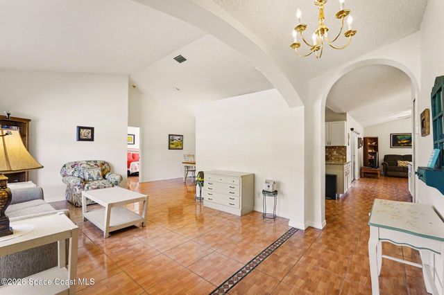 938 Commerce Road SE, Palm Bay, FL 32909