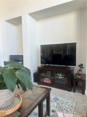 31954 Flowerhill Drive, Lake Elsinore, CA 92532