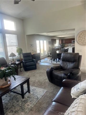 31954 Flowerhill Drive, Lake Elsinore, CA 92532