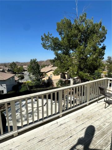 31954 Flowerhill Drive, Lake Elsinore, CA 92532