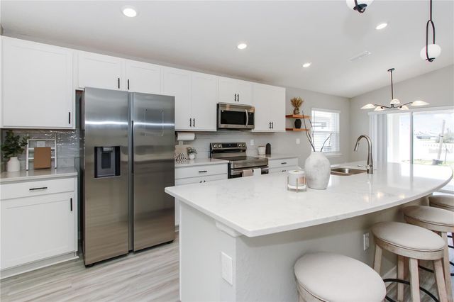 35598 BELLINGTON BOULEVARD, Zephyrhills, FL 33541