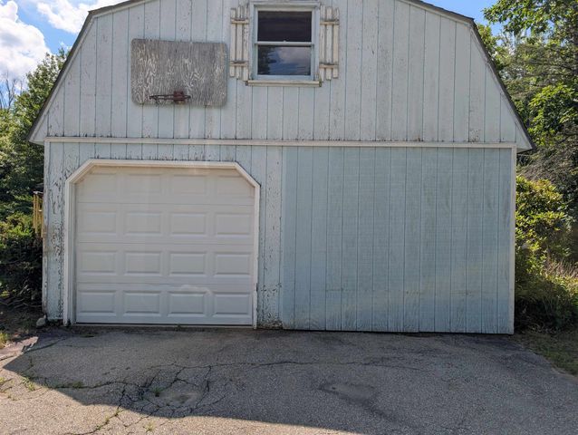 226 Charles Street, Farmington, NH 03835