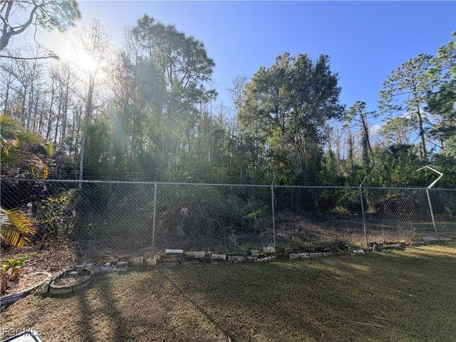 318 Fountain View BLVD, North Fort Myers, FL 33903