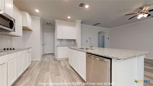 15091 Planeview Drive, Salado, TX 76571
