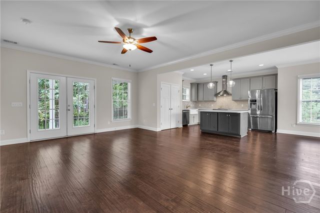 20 Oakcrest Court, Savannah, GA 31405