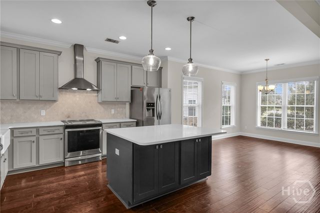 20 Oakcrest Court, Savannah, GA 31405