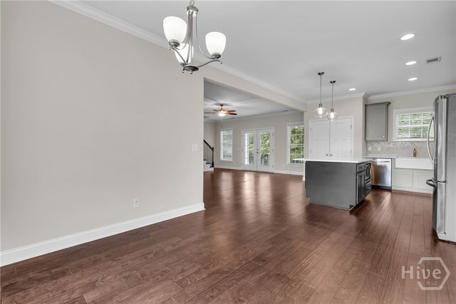 20 Oakcrest Court, Savannah, GA 31405