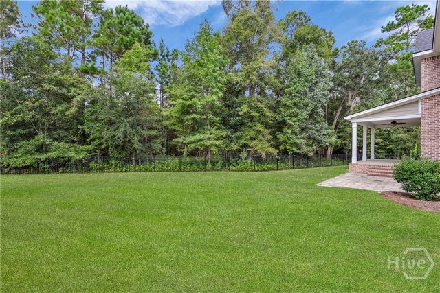 20 Oakcrest Court, Savannah, GA 31405