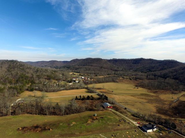 339 Cow Creek Road, Ravenna, KY 40472