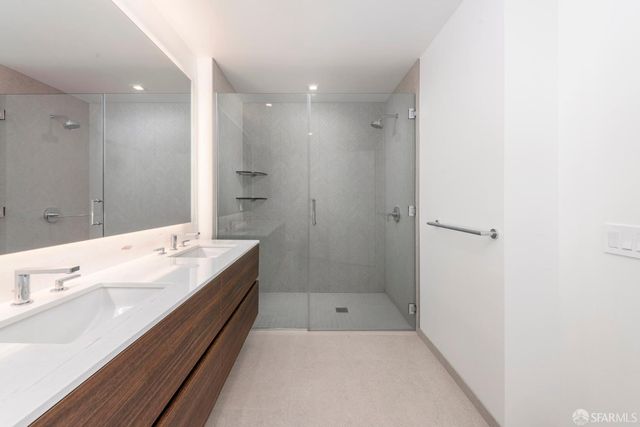 280 Spear Street 31C, San Francisco, CA 94105