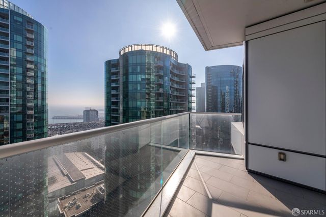 280 Spear Street 31C, San Francisco, CA 94105