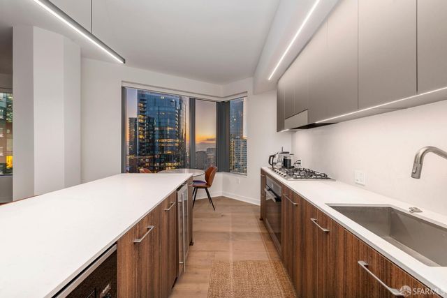 280 Spear Street 31C, San Francisco, CA 94105