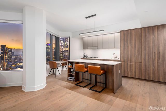 280 Spear Street 31C, San Francisco, CA 94105