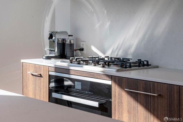 280 Spear Street 31C, San Francisco, CA 94105