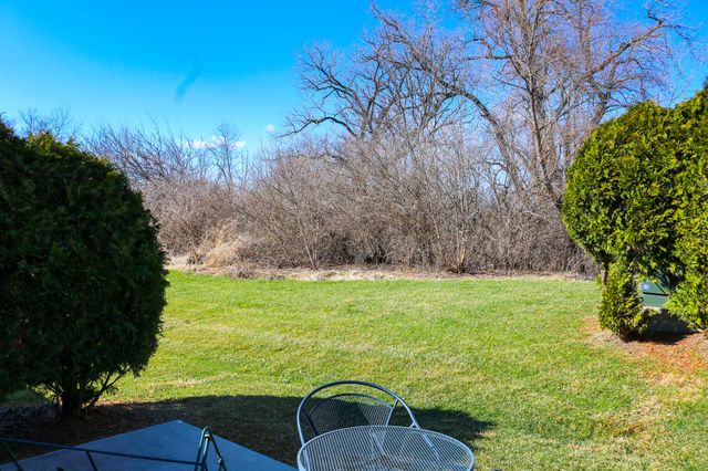 802 Veterans Lane, Crown Point, IN 46307