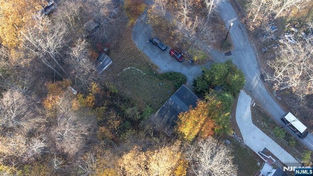 18 Decker Pond Road, Sussex, NJ 07461